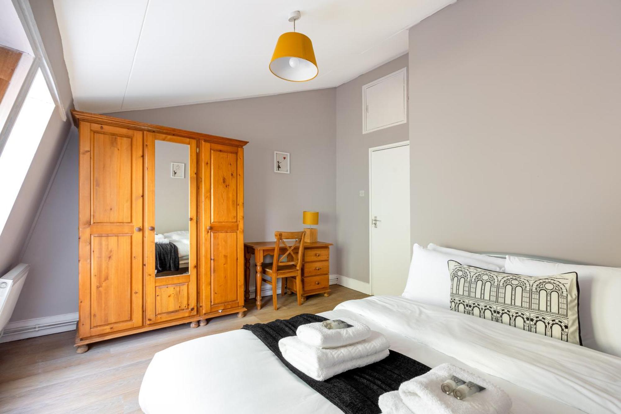 Magnificent 3Br Apt With Balcony Londyn Zewnętrze zdjęcie