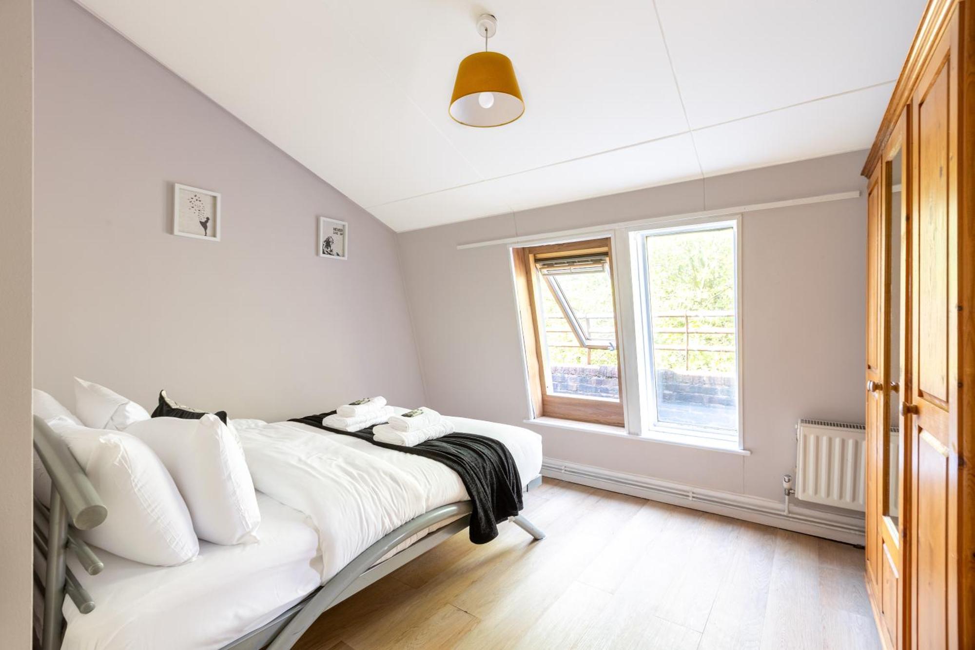 Magnificent 3Br Apt With Balcony Londyn Zewnętrze zdjęcie