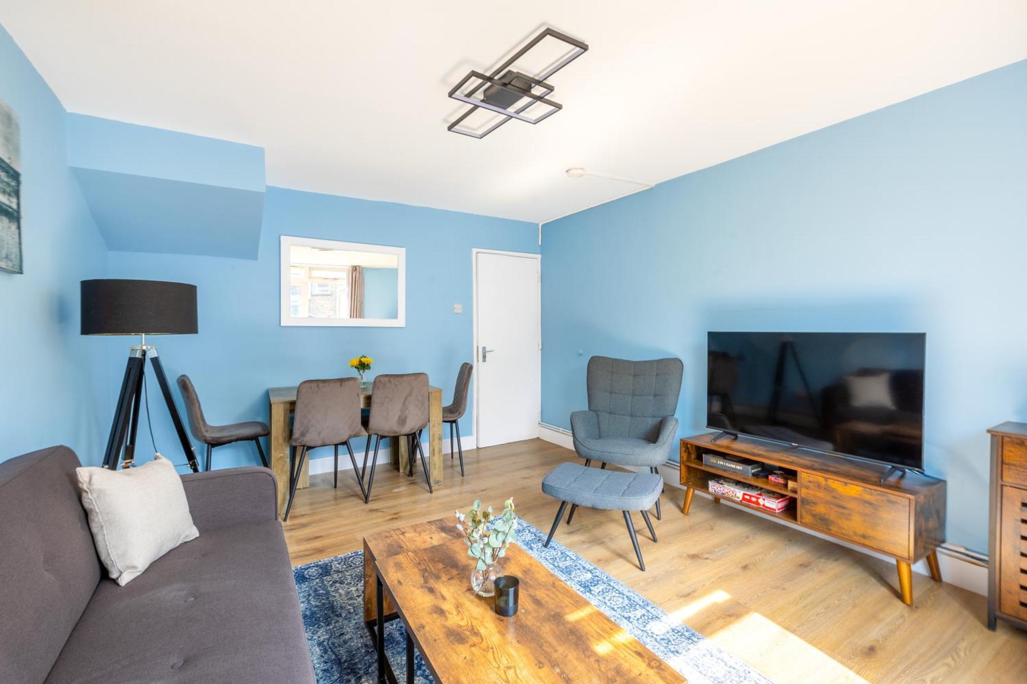 Magnificent 3Br Apt With Balcony Londyn Zewnętrze zdjęcie