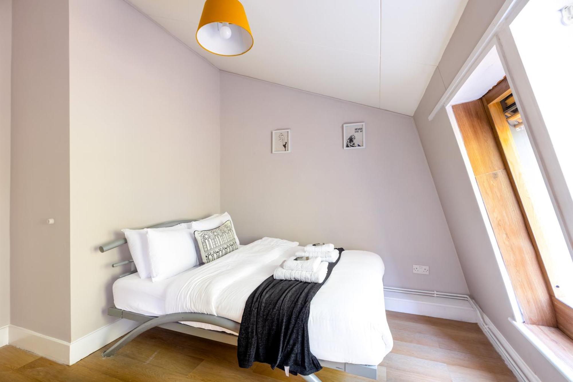 Magnificent 3Br Apt With Balcony Londyn Zewnętrze zdjęcie